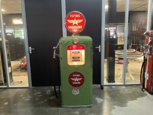 Flying emaille benzinepomp