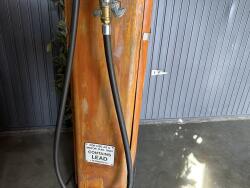 1955 Gilbarco Gulf Benzinepomp VK8910 | Overige | Diversen