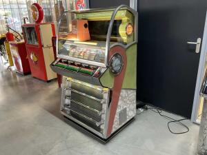 1956 Seeburg VL 200 Jukebox