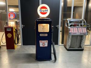 1948 Tokheim 300P Gulf Benzinepomp