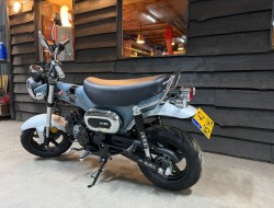 2023 Honda Dax ST125A VT669 | Transport | Bromfiets / Motor