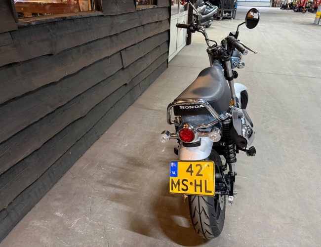 2023 Honda Dax ST125A VT669 | Transport | Bromfiets / Motor
