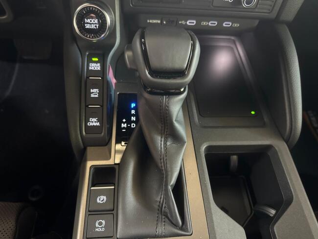 2024 Toyota Land Cruiser 250 First Edition 7 Persoons VK9958 | Transport | Auto's
