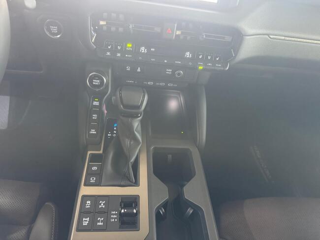 2024 Toyota Land Cruiser 250 First Edition 7 Persoons VK9958 | Transport | Auto's