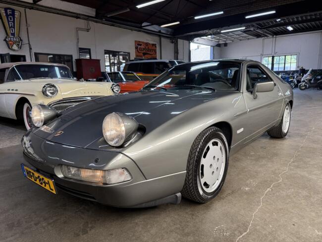 1987 Porsche 928 S4 5.0 32V Coupe VT759 | Transport | Auto's