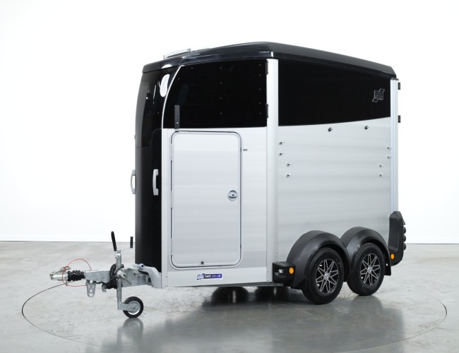 1 Ifor Williams HBX403 Paardentrailer - Voorlosser - Zwart VT777 | Aanhangwagen | Paardentrailer