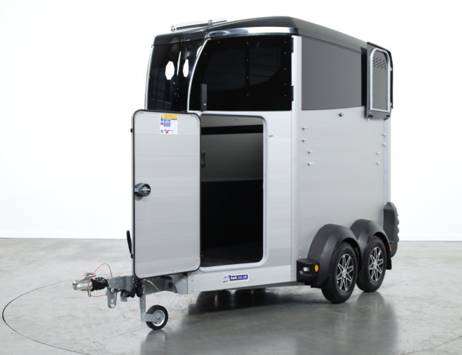 1 Ifor Williams HBX403 Paardentrailer - Voorlosser - Zwart VT777 | Aanhangwagen | Paardentrailer