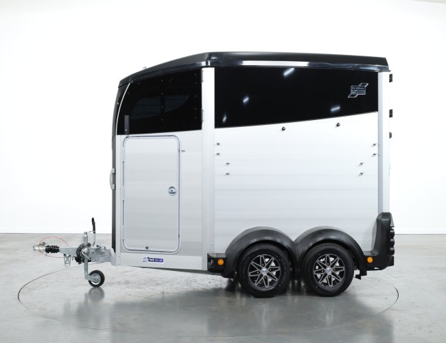 1 Ifor Williams HBX403 Paardentrailer - Voorlosser - Zwart VT777 | Aanhangwagen | Paardentrailer