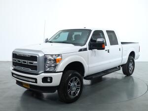 2015 Ford F250 Super Duty Platinum V8 6.2L Lariat Benzine