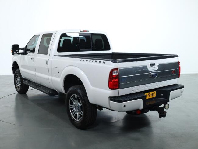 2015 Ford F250 Super Duty Platinum V8 6.2L Lariat Benzine VT809 | Transport | Auto's