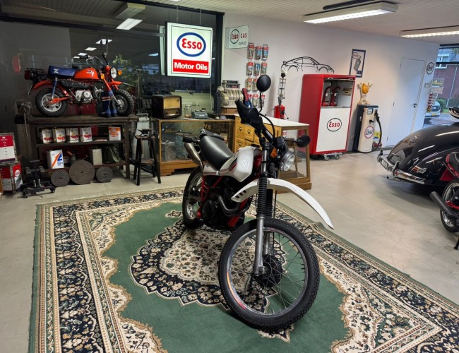 1982 Yamaha XT550 VT840 | Transport | Bromfiets / Motor