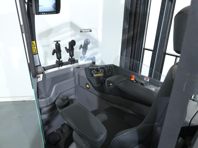 2022 Mitsubishi RB16N3H Reachtruck 10,8m VT1064 | Verreiker / Heftruck | Palletheftrucks